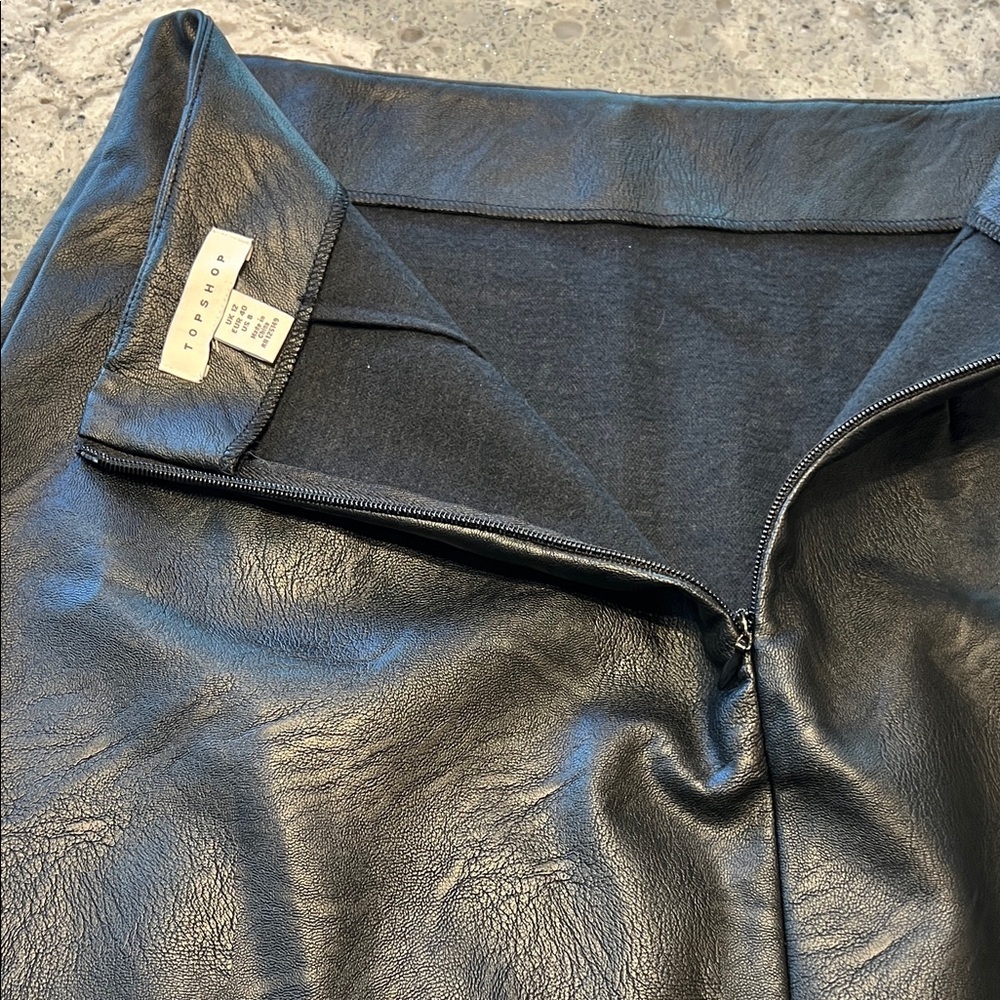Topshop Black Faux Leather Mini Skirt 8 - Picture 6 of 7